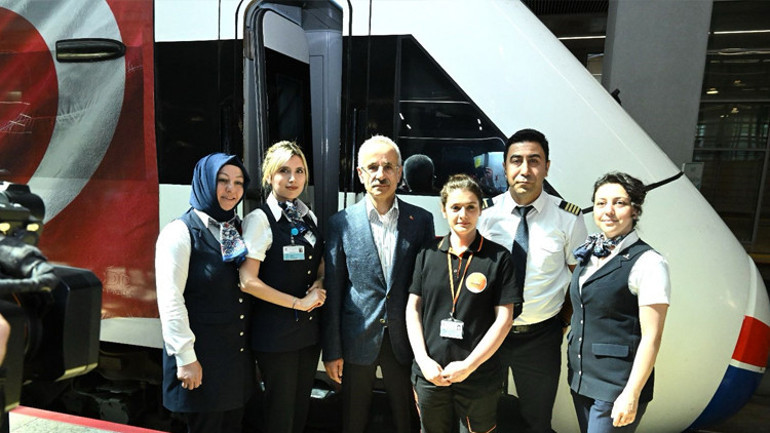 Ara tatilde en çok Yüksek Hızlı Trenler tercih edildi