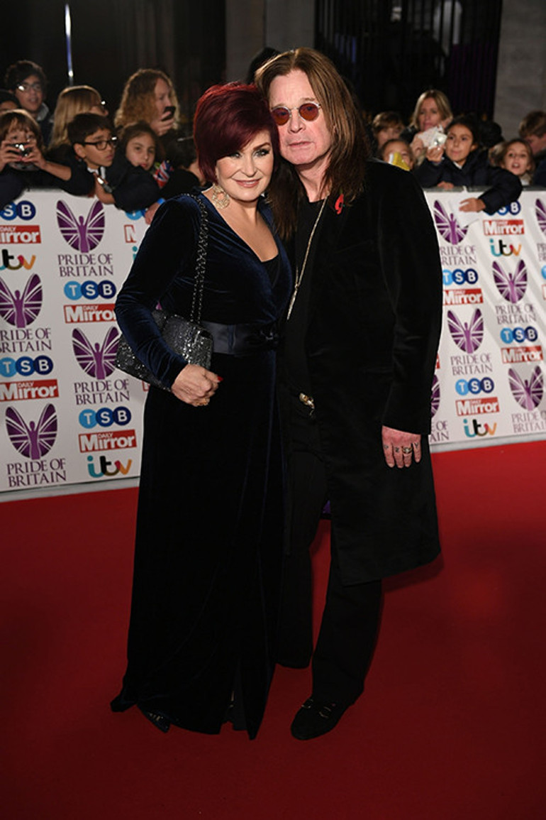 Bir zamanlar sahnede ateş parçası gibiydi...Elden ayaktan düştü: Onu pamuklara sarıp sarmalıyorum, çünkü çok seviyorum