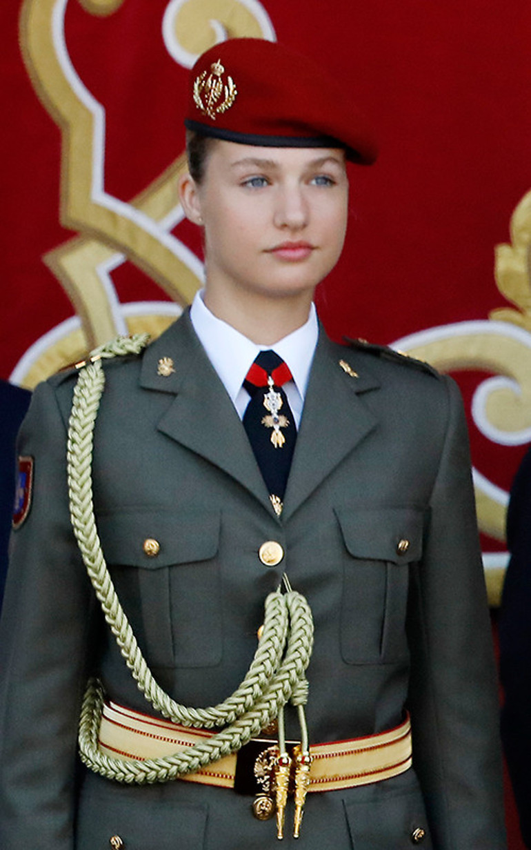 Ailesi giderek yükselen çılgınlığa böyle yanıt verdi: Madem bu kadar çok seviyorsunuz, gelin konuşun