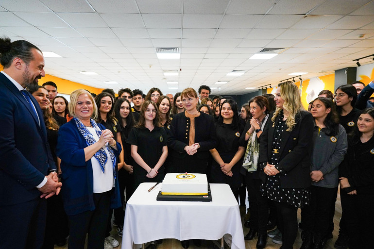 Demirören Medya Lisesi, şehit edilen öğretmenleri unutmadı