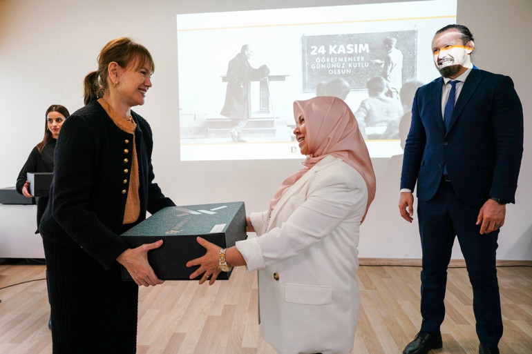 Demirören Medya Lisesi, şehit edilen öğretmenleri unutmadı