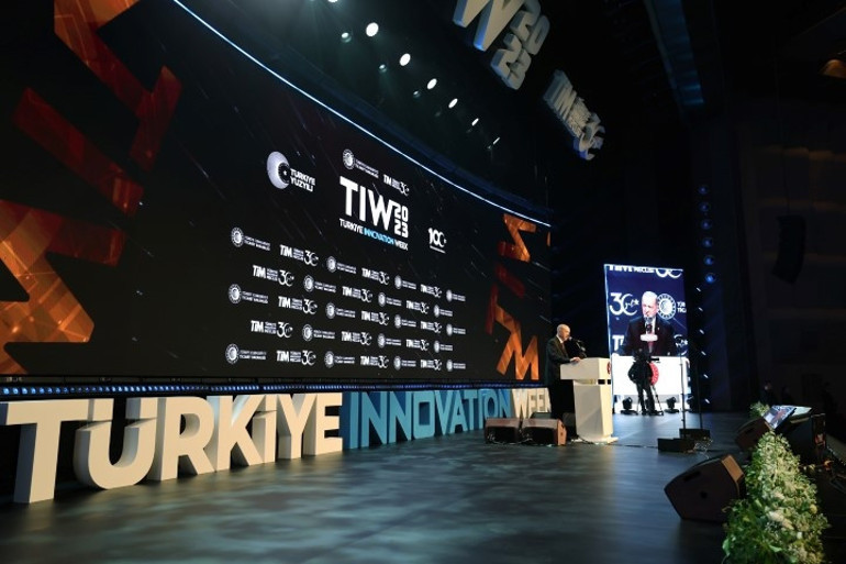 Cumhurbaşkanı Erdoğan: İhracatı en hızlı artıran 3üncü ülkeyiz