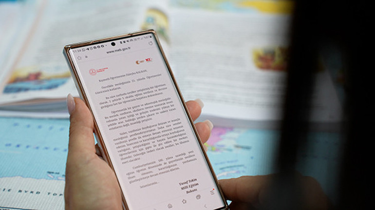 Bakan Tekinin 24 Kasım mektubu öğretmenleri duygulandırdı: Özel, önemli ve kıymetli hissettik