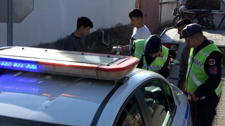 Kabahatine uygulama noktasında da devam etti Ceza yiyen gençten ilginç cevap