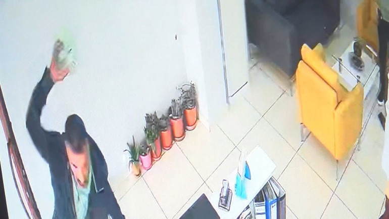 Görüntüler sosyal medyada tepki toplamıştı Diş hekimine saldıran şahıs yakalandı