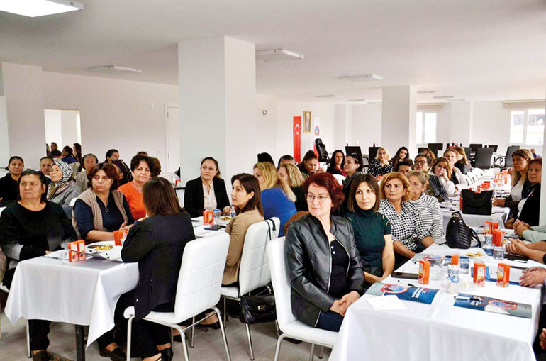 Kadın muhtara ‘kapı’ açıyor