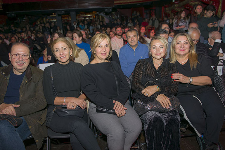 Selda ve Serenad Bağcan’a Londra’da alkış koptu