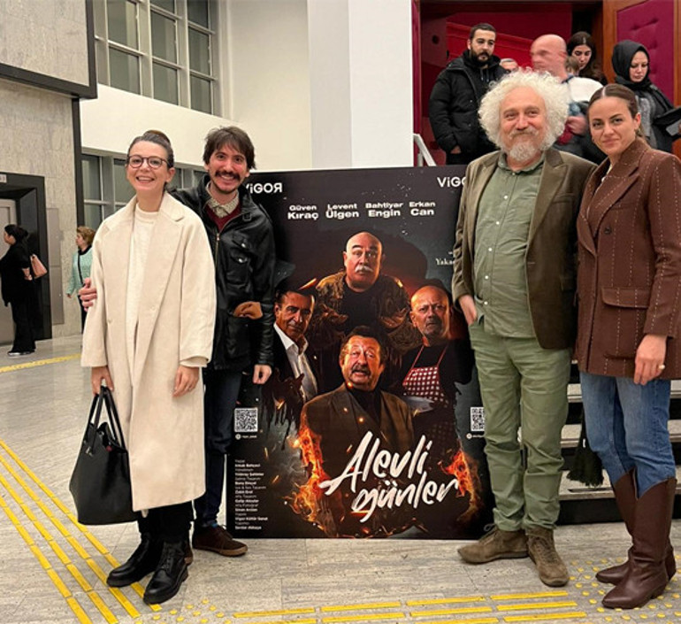Alevli Günler oyunu, tiyatroseverlerle buluştu