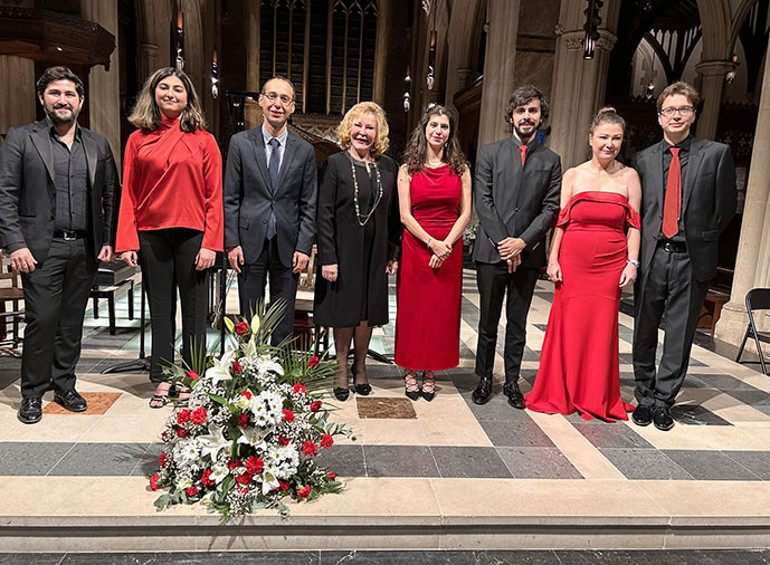 Chopin’le başladı, ‘Türk Marşı’yla bitti