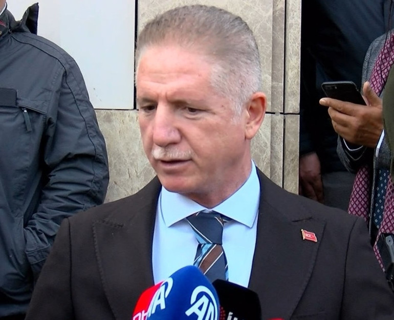 Usta sanatçı Can Gürzap son yolculuğuna uğurlandı
