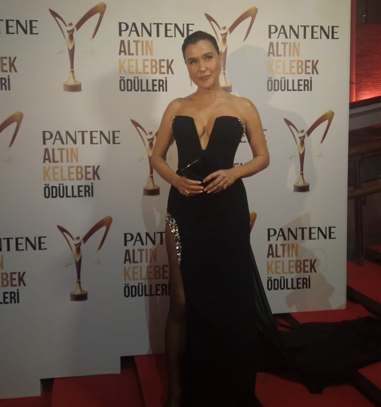 49. Pantene Altın Kelebek Ödüllerinde şıklık yarışı