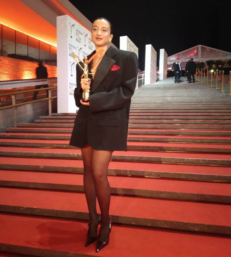 49. Pantene Altın Kelebek Ödüllerinde şıklık yarışı