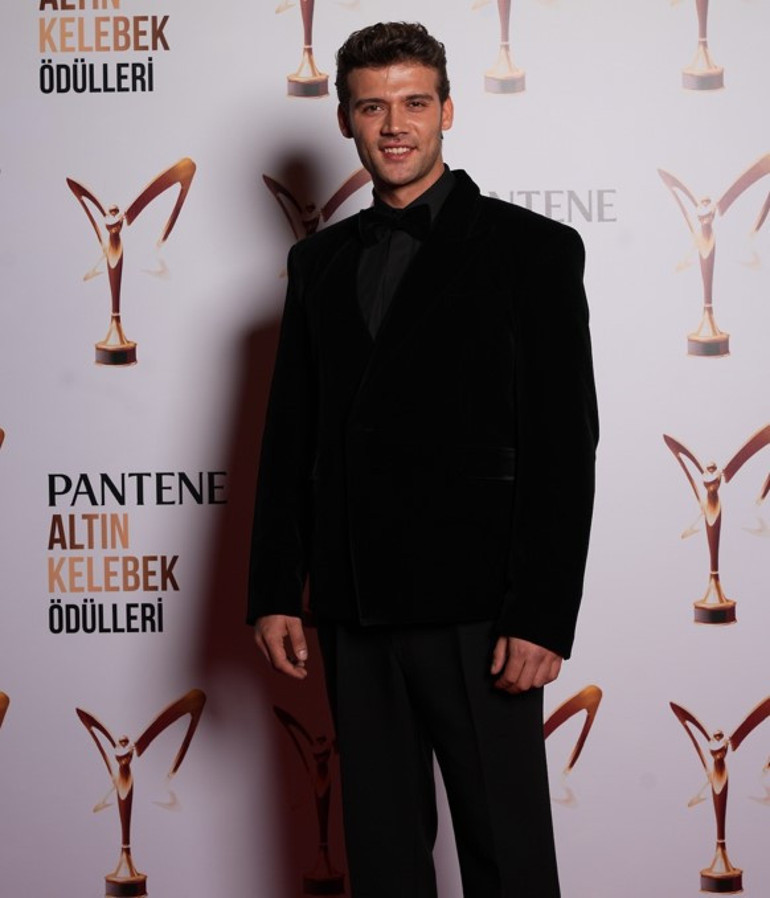 49. Pantene Altın Kelebek Ödüllerinde şıklık yarışı