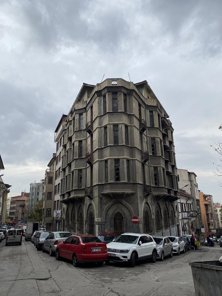 Altınpark’ta budama tepkisi