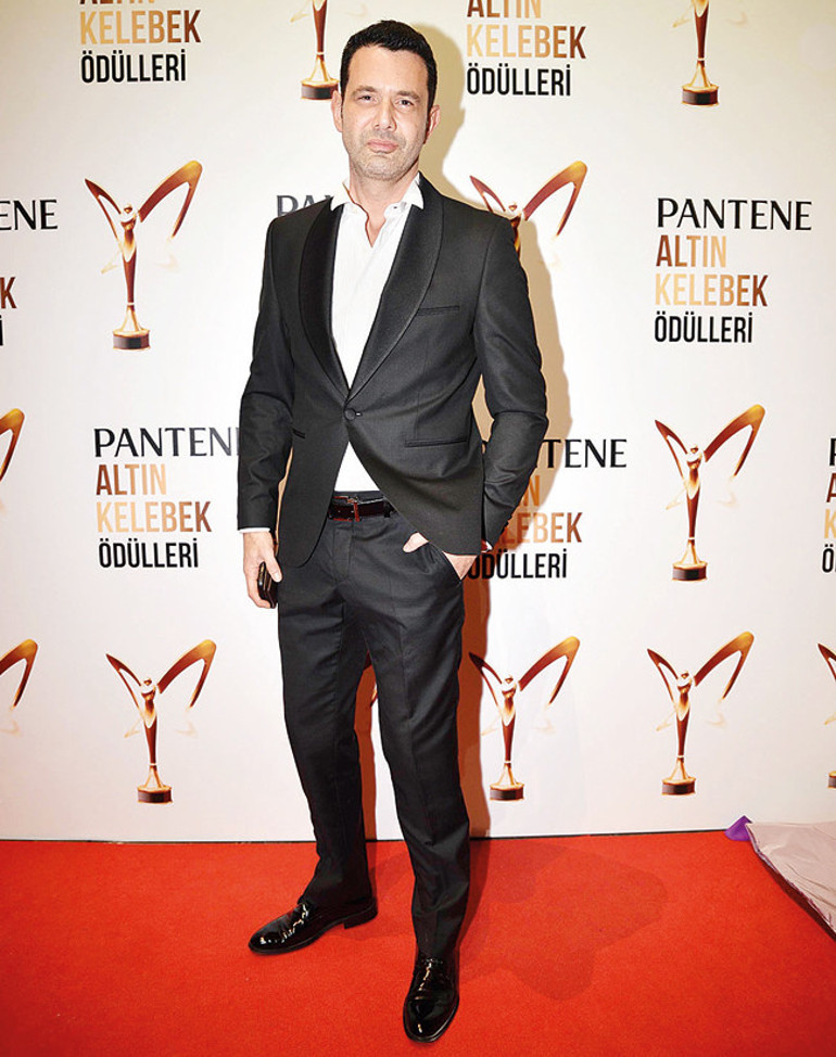 Kırmızı halıda göz kamaştırdılar...49. Pantene Altın Kelebek Ödül Töreninde kıyafetler yarıştı