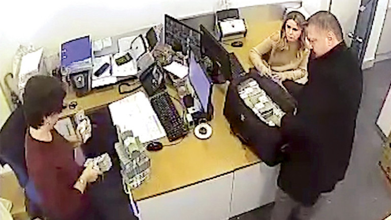 Milyon dolarlardan geriye kalan paradan kişi başı 3.700 TL düşüyor