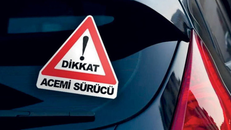 ‘Acemi şoför’ deneyimini trafikte mi kursta mı kazanmalı