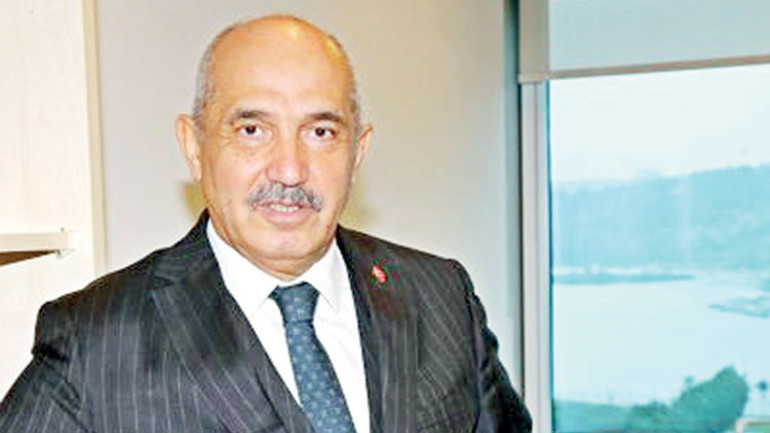 ‘Acemi şoför’ deneyimini trafikte mi kursta mı kazanmalı