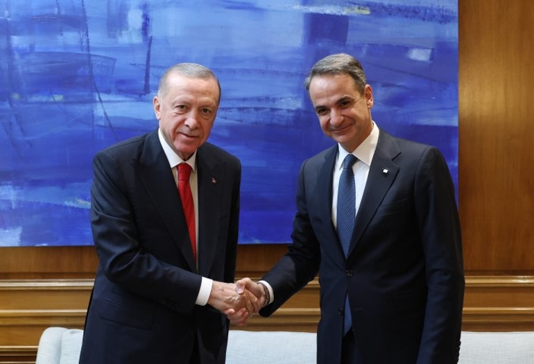 Atinaya tarihi ziyaret... Cumhurbaşkanı Erdoğan ve Miçotakisten ortak açıklama: Aramızda çözülemeyecek hiçbir sorun yok