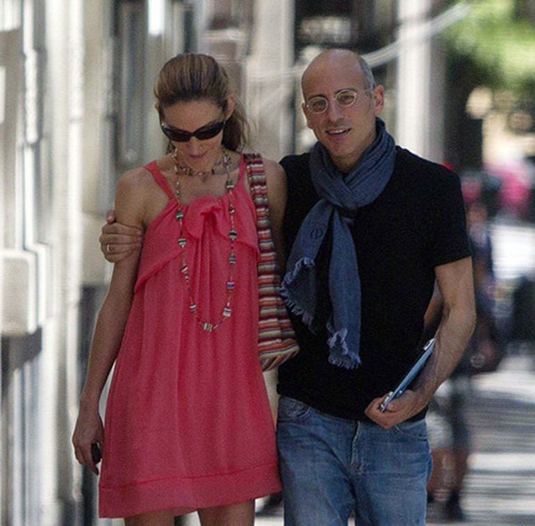 Bir dönem haber merkezinin en güzel kızıydı... Kocasını stajyerle bile aldattığı ileri sürüldü... Bir taşıyıcı anne bulalım, çocuğumuz olsun