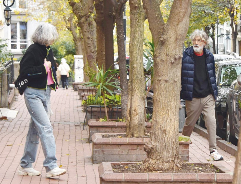 Ümran Seyhan ile görüntülenen Kenan Tosunun panik anları: Neden kaçıyorsun