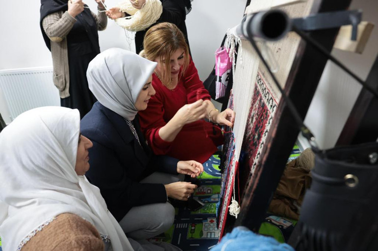 Bakan Göktaş Şırnakta... Girişimci kadınları ziyaret etti