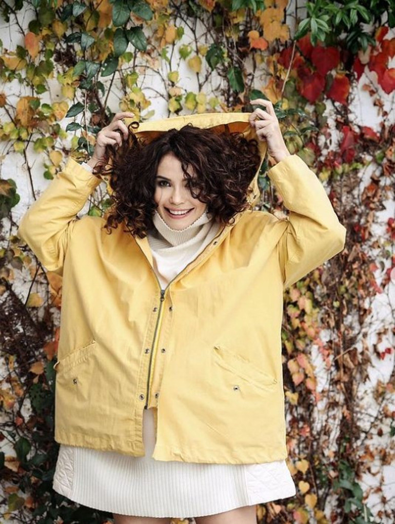 İtalyada evlenmişlerdi...Kaan Yıldırım bebeğinin cinsiyetini paylaştı