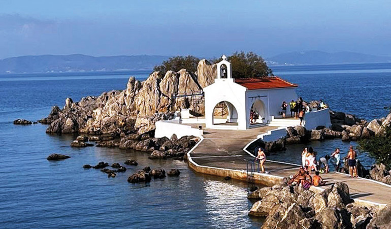 ‘Bu yaz Komşi’deyiz’ mesajına Türk turizmcilerden cevap: Elmalarla armutlar toplanmaz