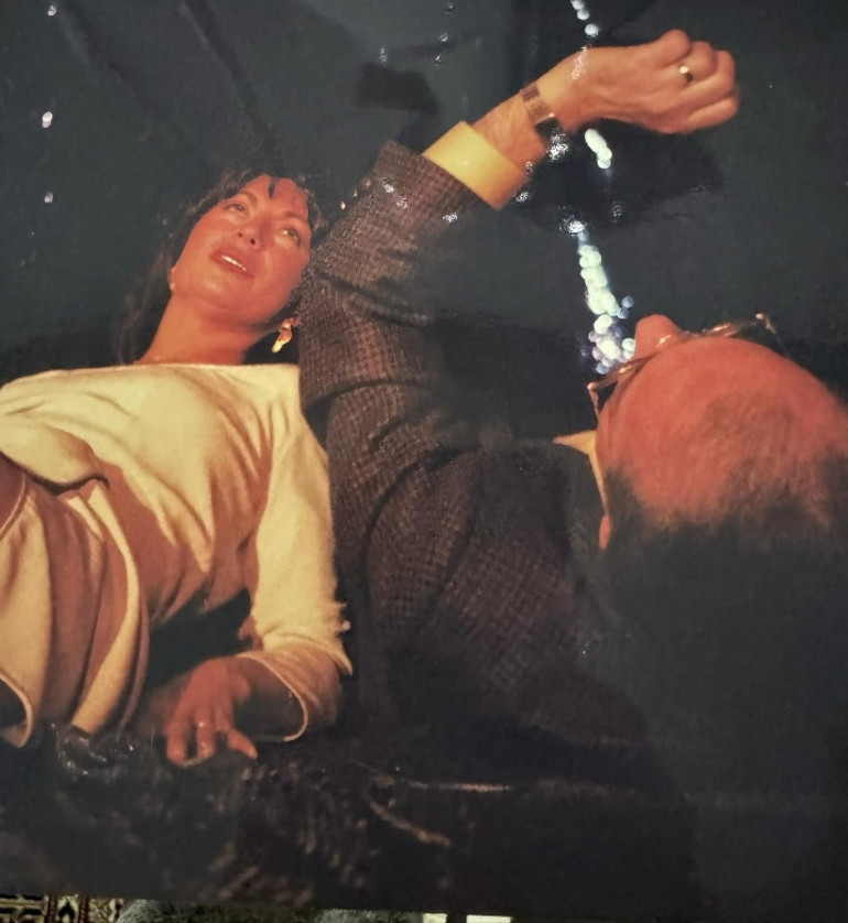 Yazıyı kulis odama girince gördüm Yıl 1995... İlk tebrik eden oydu