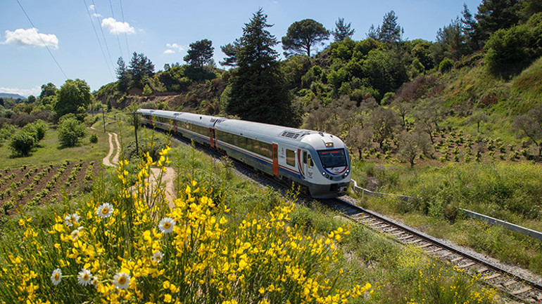 Yeni tren seferleri geliyor Bakanlıktan göller ekspresi açıklaması...