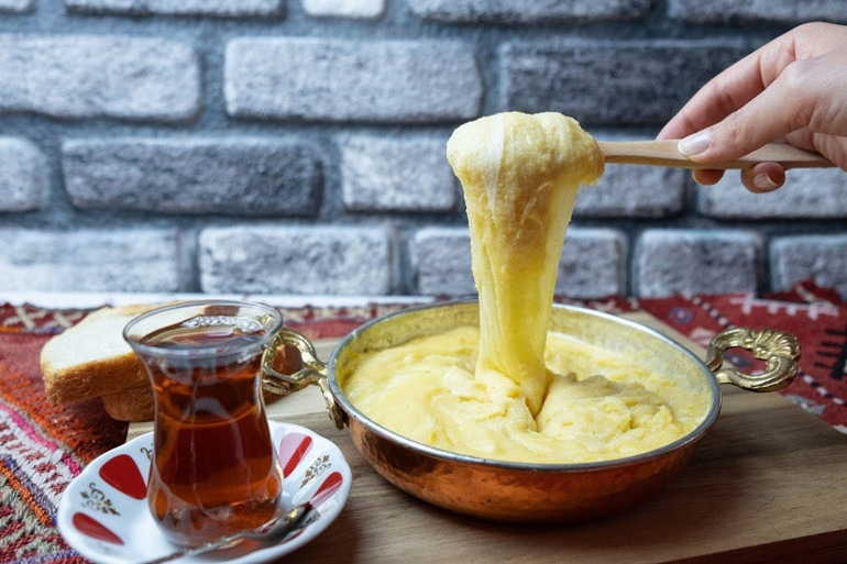 Bir tanesi Avrupa Birliği’nden coğrafi işaret tescili aldı Peynirlerin izinde yola çıkılacak adresler | 8 ŞEHİR 8 ÖNERİ