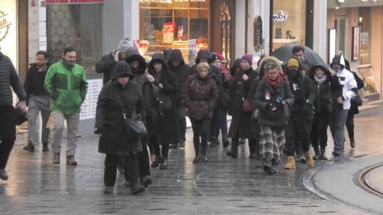 Meteorolojiden yeni hava durumu raporu: İstanbul dahil 14 kente sarı, 3 kente turuncu uyarı