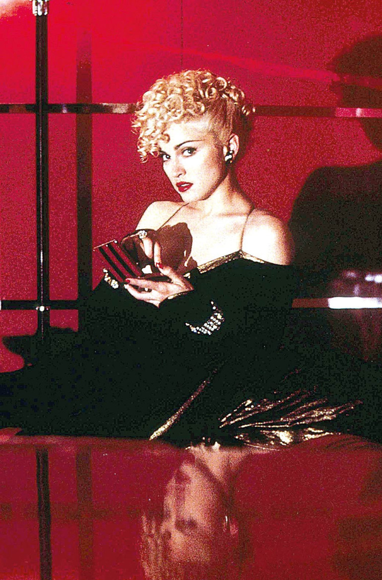 Sadece boy bos değil mevzu, bir ka‘rizz’ma meselesi bu