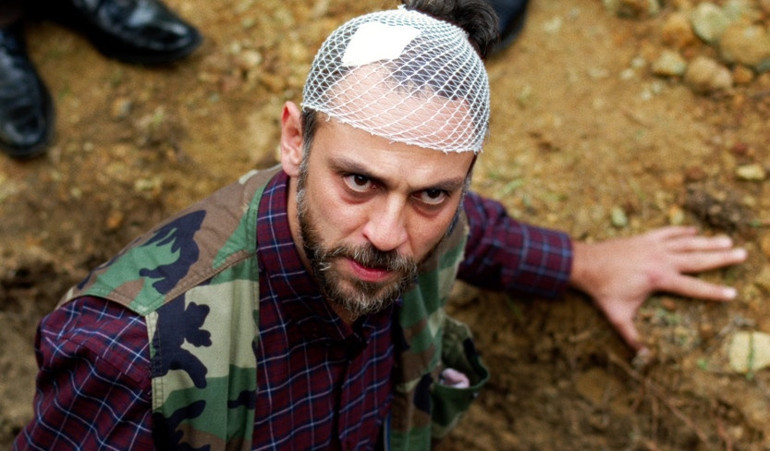 İyi Bir Aile Değiliz filmi 9 Şubat’ta vizyonda