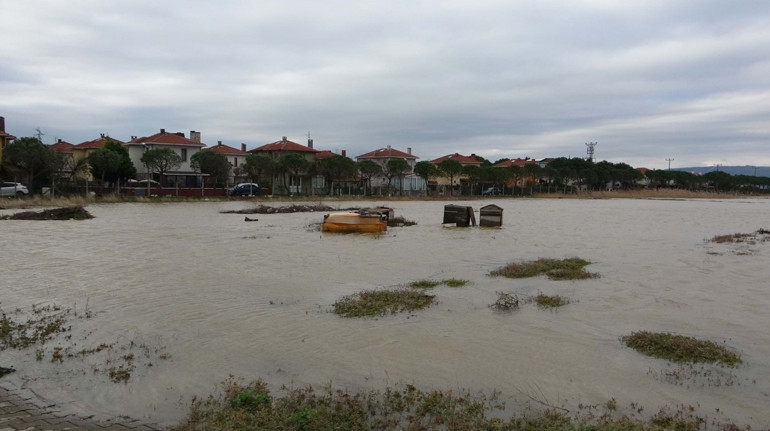 Meteorolojiden haftalık hava durumu tahmini.... İstanbula kar mı geliyor Hafta sonu yine donacağız