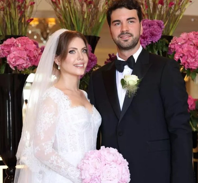 Kapadokyada teklif, Mersinde düğün