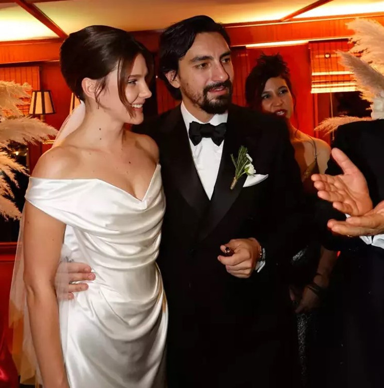 Kapadokyada teklif, Mersinde düğün