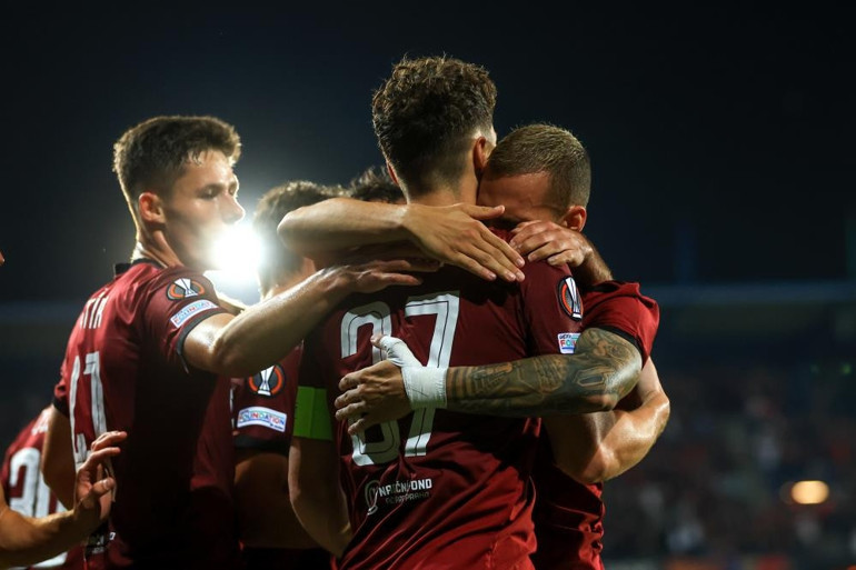 Galatasarayın Avrupa Ligindeki rakibi Sparta Pragı tanıyalım En dikkat çeken oyuncuları, ligdeki durumu ve Semih Kaya detayı...