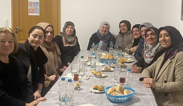 Schwandorf kurbanları anıldı: ‘35 yıllık acımız aynı şekilde devam ediyor’