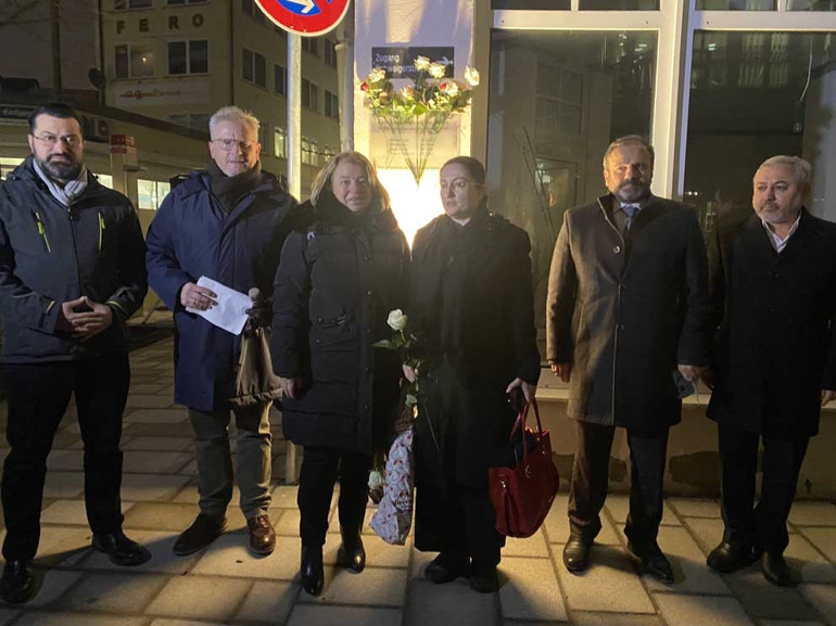 Schwandorf kurbanları anıldı: ‘35 yıllık acımız aynı şekilde devam ediyor’