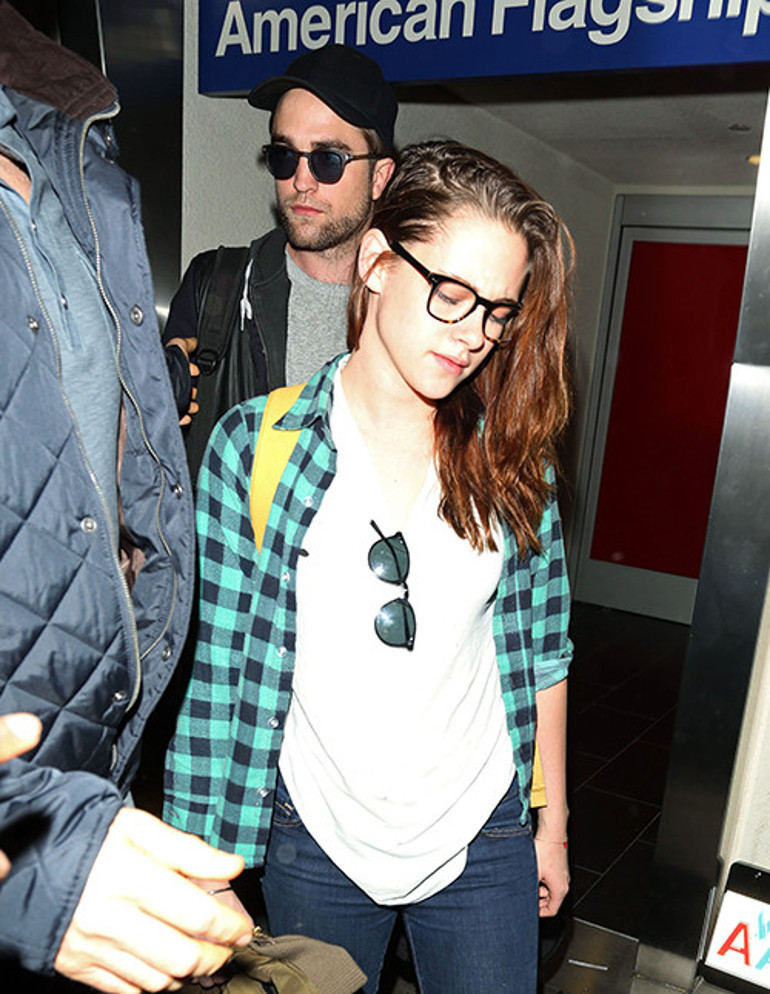 Önce bebek sonra nişan En sonunda hamile sevgilisine evlenme teklif etti