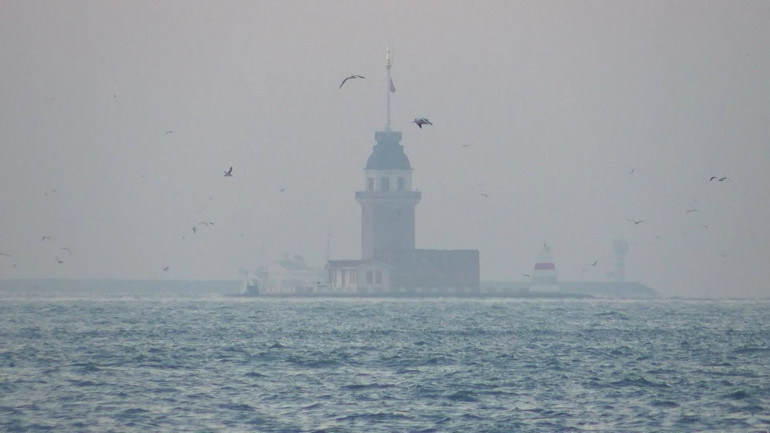İstanbulda sis: Görüş mesafesi düştü