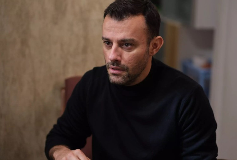 Dağ evinde romantik gece