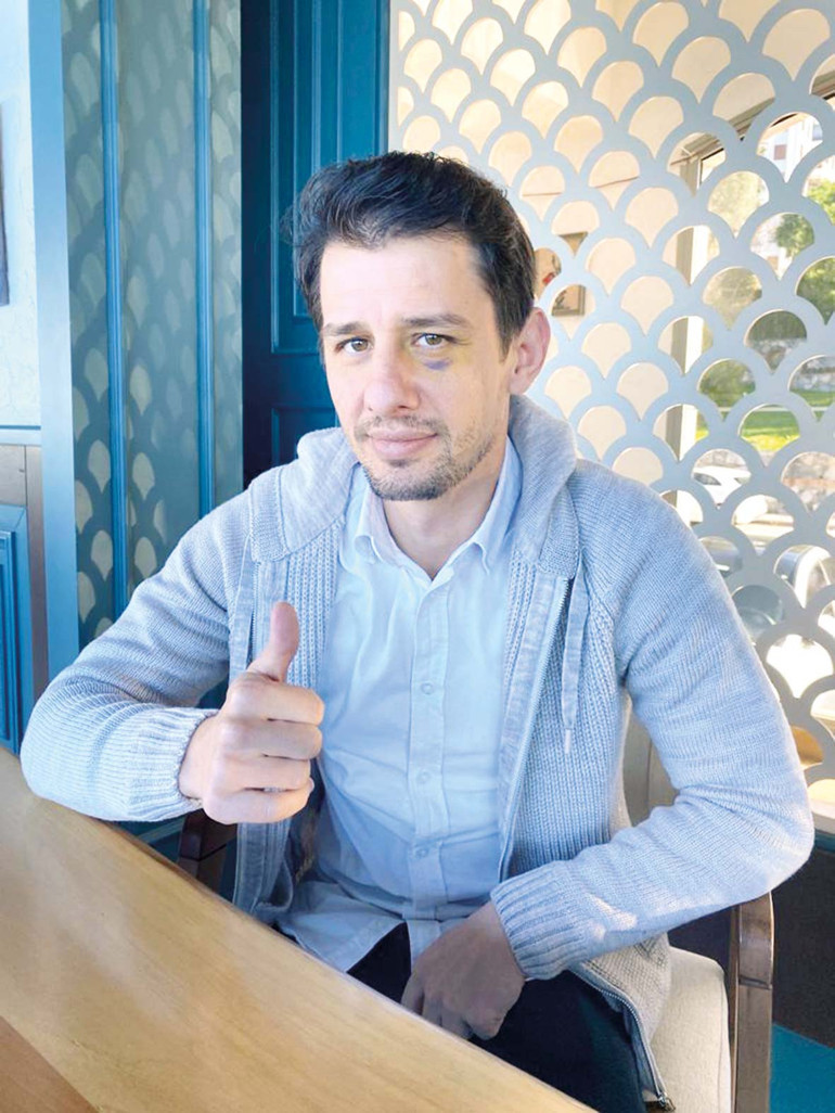 Askerin emir alacağı tek kişi komutanıdır