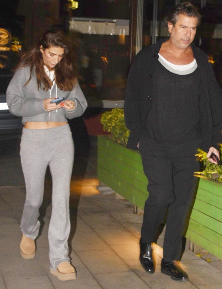 Ali Ataydan Hazal Kayanın tütsüsüne isyan