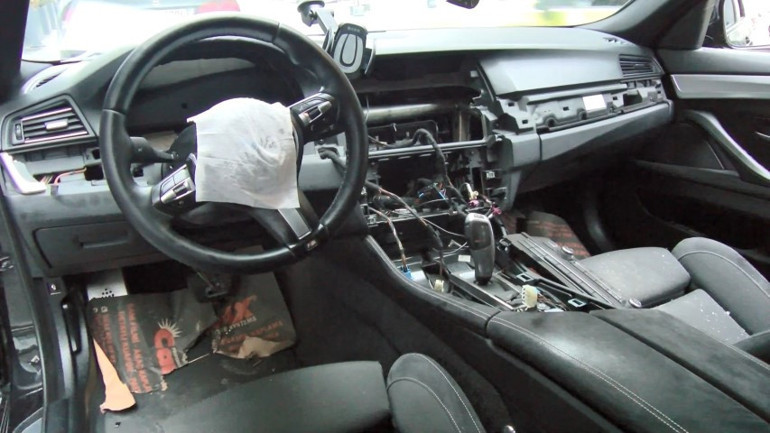 Esenyurttaki otele gelen müşteriye büyük şok Kiralık aracı valeye verdi, uyandığında bu manzarayla karşılaştı