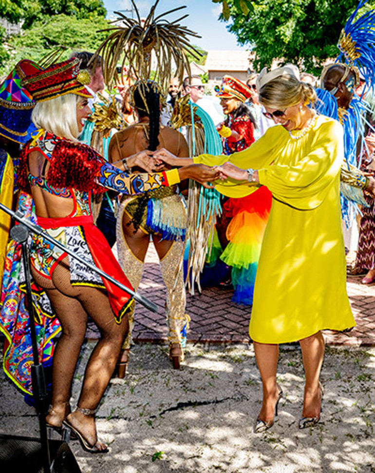 Sınırları aşan bir aşkın ilk meyvesi olarak dünyaya geldi... Şimdi bekâr annelerinin gözde gelin adayı