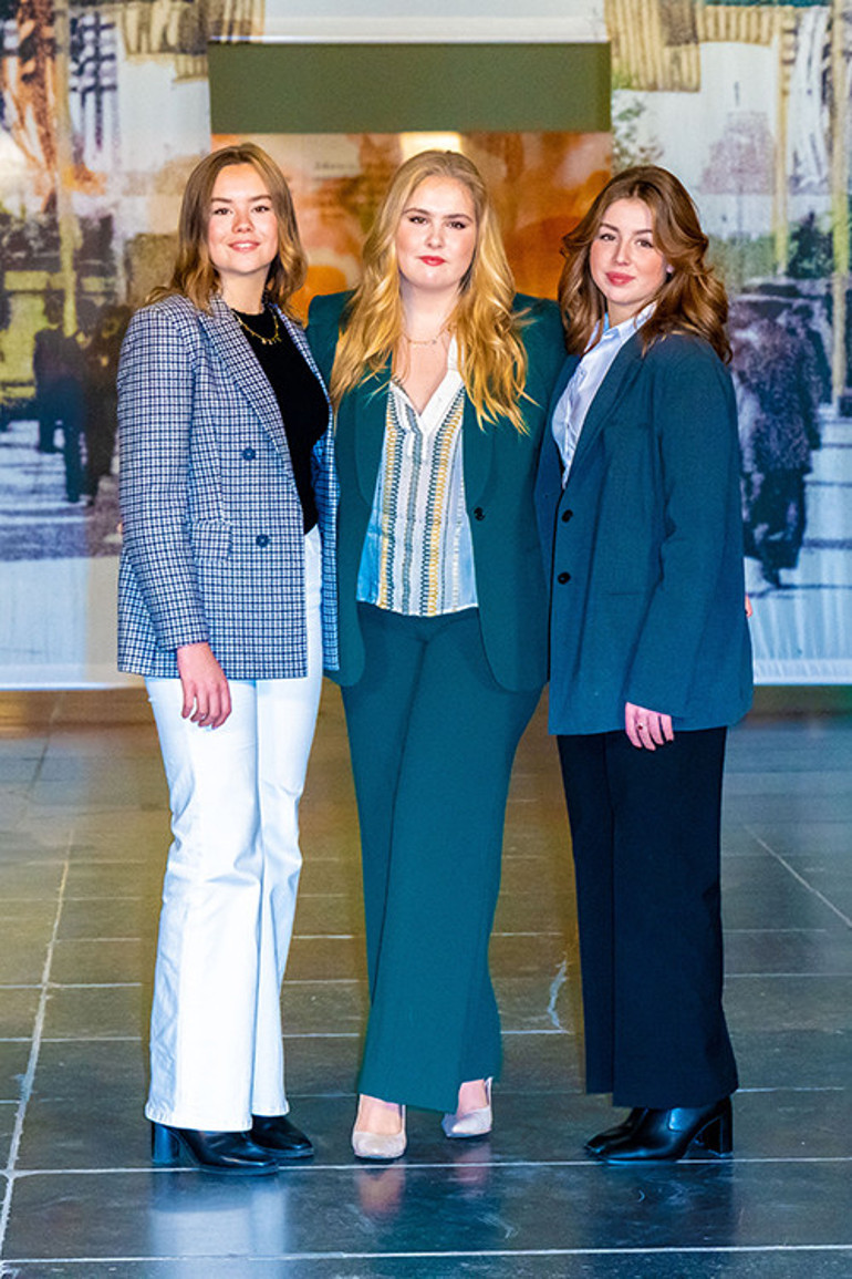 Sınırları aşan bir aşkın ilk meyvesi olarak dünyaya geldi... Şimdi bekâr annelerinin gözde gelin adayı