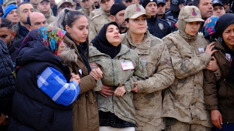 Türkiye, Pençe-Kilit Harekatı şehitlerini uğurladı... Kahramanlara en acı veda