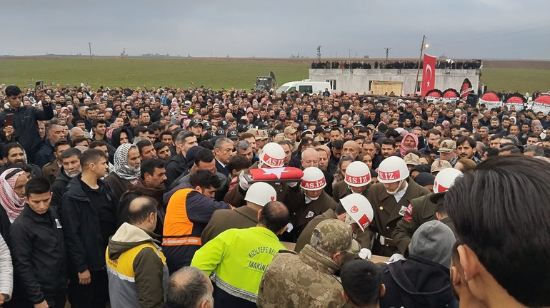 Türkiye, Pençe-Kilit Harekatı şehitlerini uğurladı... Kahramanlara en acı veda